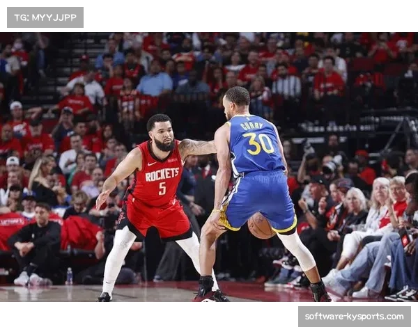 勇士三分雨击溃火箭内线 投射大队克制篮板优势